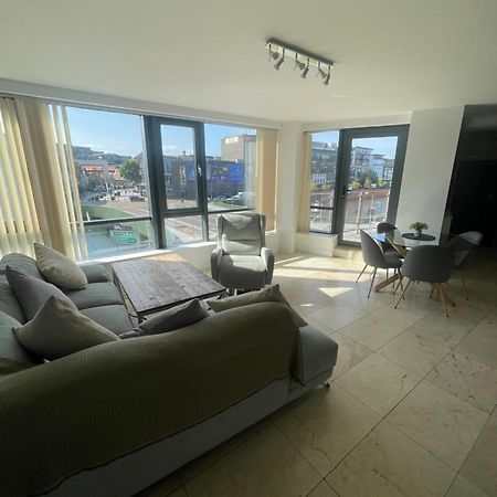 Fabulous And Sunny 2 Bed Apartment, In City Centre Корк Екстериор снимка