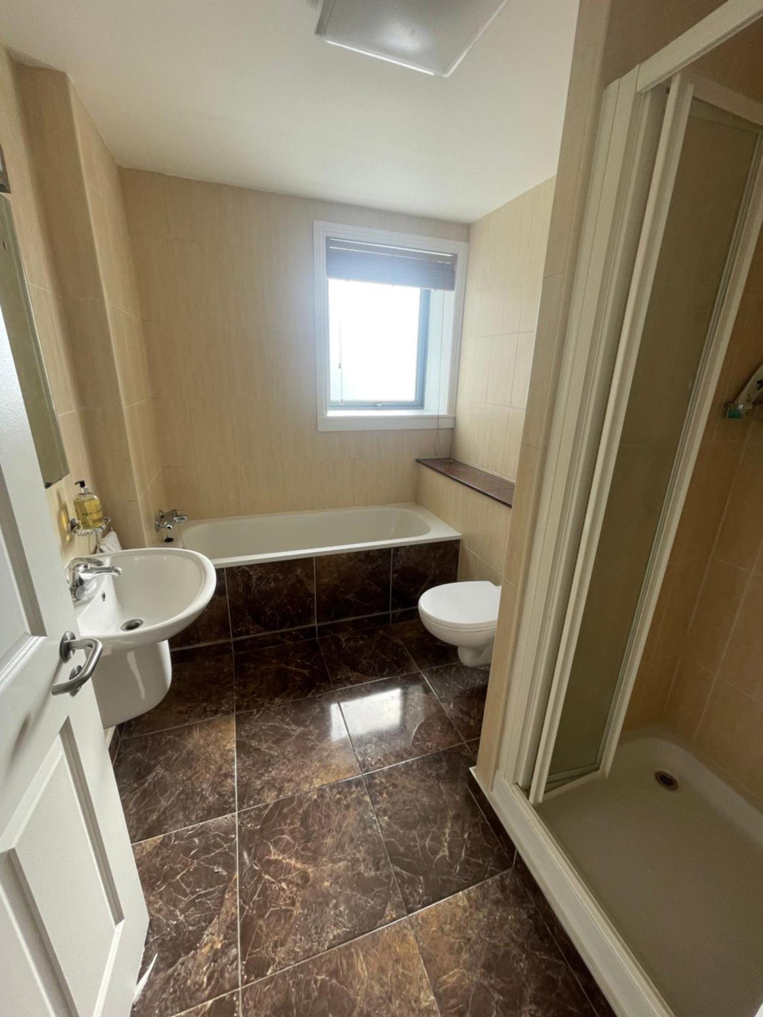 Fabulous And Sunny 2 Bed Apartment, In City Centre Корк Екстериор снимка